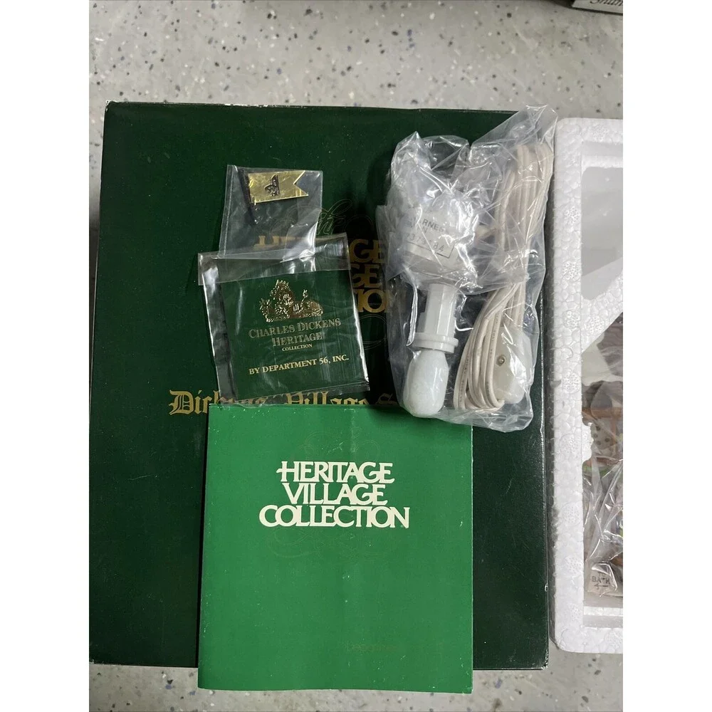 NIB Dept 56‎ - Dickens Village-Sir John Falstaff Inn, 4th Edition, 1995 Limited